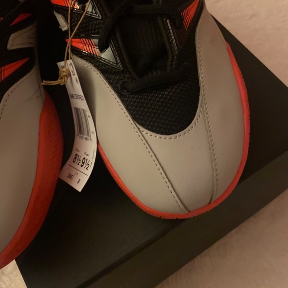 Adidas Dame 3 Sneakers - Picture 14 of 14